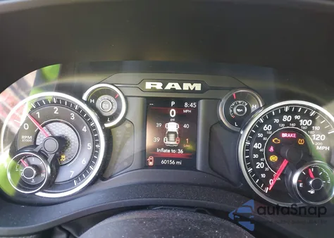 2023 Ram 1500 Big Horn 4X2 6'4 Box z USA, uszkodzony, nr VIN 1C6RREBT7PN553153